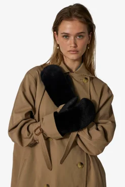Adax glove Mille Black