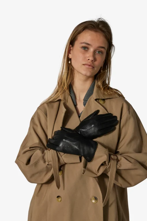 Adax glove Sisse Black