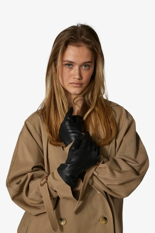 Adax glove Xenia Black