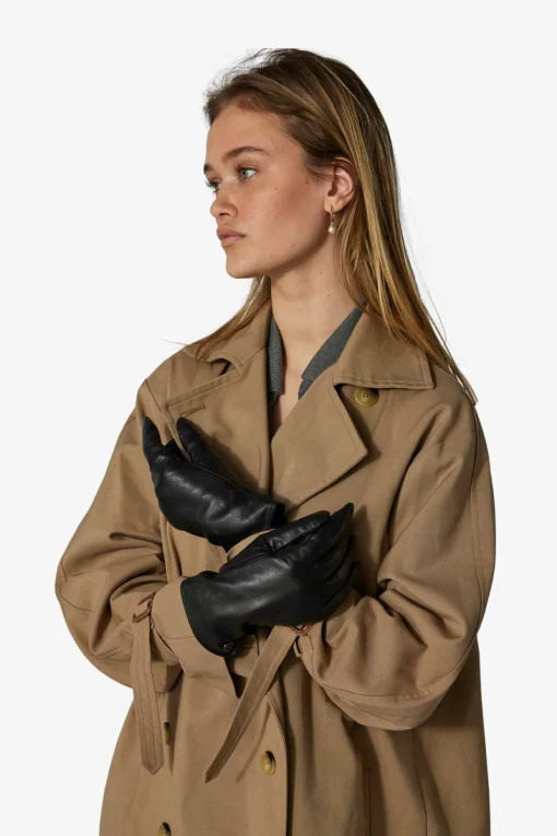 Adax glove Xenia Black
