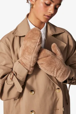 Adax mitten Paige Brown