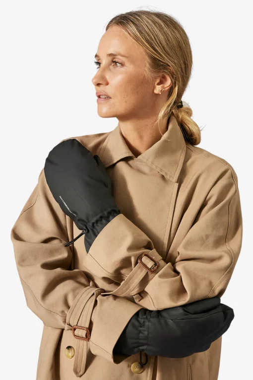 Adax mitten Samira Black