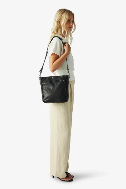 Pixie shoulder bag Thyra Black