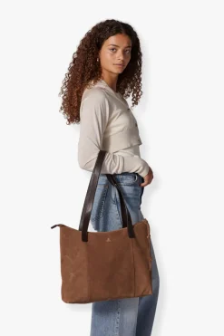 Rozzano shopper Amelie Latte