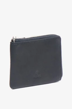 Venezia credit card holder Anja Black